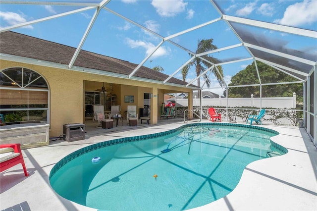 6405 Alesheba Ln, Sarasota, FL 34240 - view of swimming pool featuring a patio, a lanai, and a ceiling fan