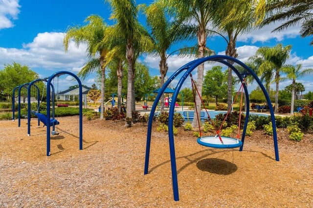 12031 Longview Lake Cir, Lakewood Ranch, FL 34211 - view of communal playground