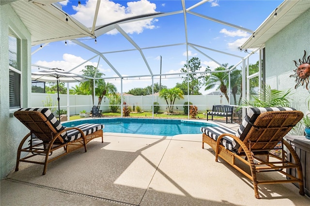 6750 64th Ter E, Bradenton, FL 34203 - view of pool with a patio area, a fenced backyard, and a lanai