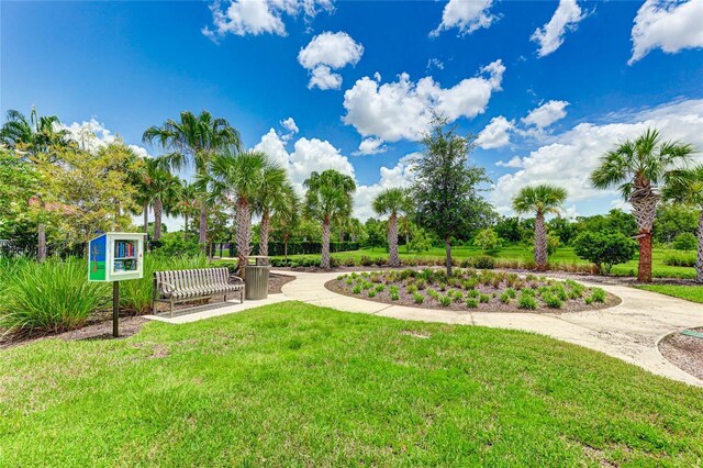 3504 Big Sky Way, Bradenton, FL 34211 - surrounding community with a lawn
