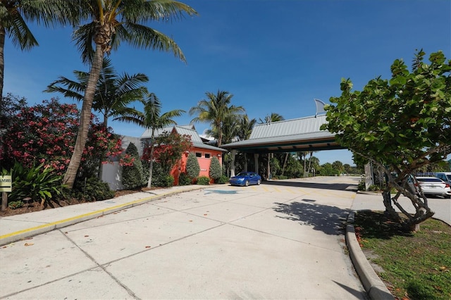 2085 Mattamy Ct, Venice, FL 34292 - view of front facade with a metal roof