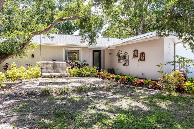 2515 Huntington Ave, Sarasota, FL 34232 - ranch-style home featuring stucco siding