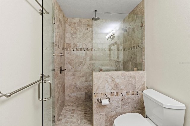2515 Huntington Ave, Sarasota, FL 34232 - full bath with a tile shower and toilet