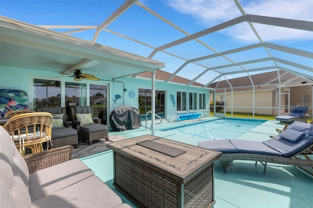 4120 51st Dr W, Bradenton, FL 34210 - outdoor pool with an outdoor hangout area, a patio, ceiling fan, and glass enclosure