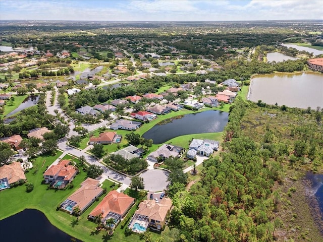 7513 Coventry Ct, Lakewood Ranch, FL 34202 - aerial view of property and surrounding area featuring a nearby body of water and nearby suburban area