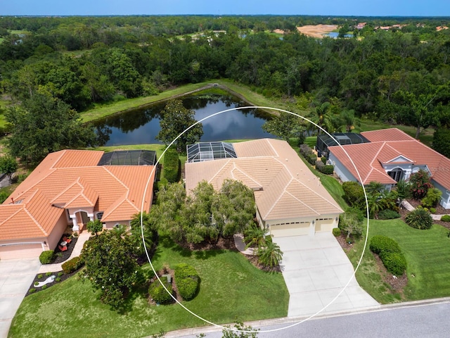 6811 Honeysuckle Trl, Lakewood Ranch, FL 34202 - aerial view of property and surrounding area with a nearby body of water and a forest