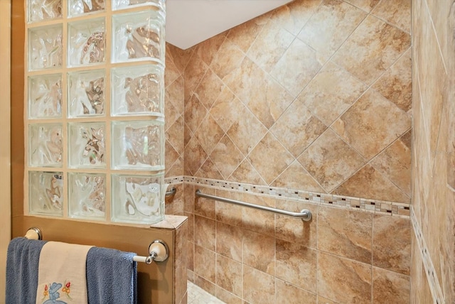 619 Albee Farm Rd N, Nokomis, FL 34275 - bathroom featuring walk in shower