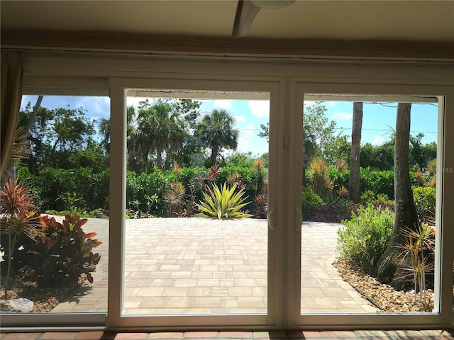 5207 86th Street Ct W, Bradenton, FL 34210 - view of entryway