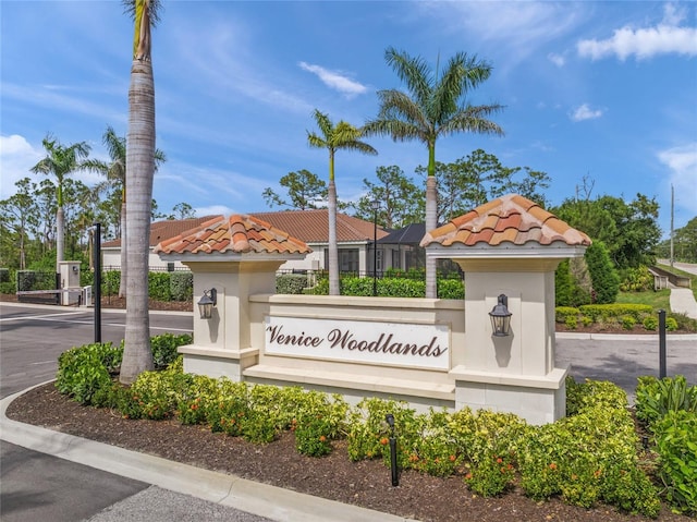 460 Daylily Blvd, Nokomis, FL 34275 - view of community / neighborhood sign