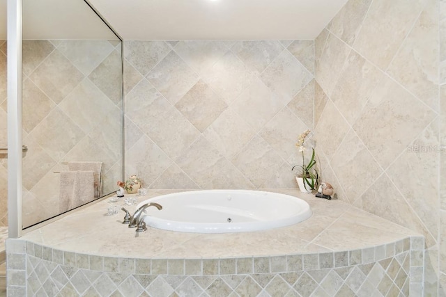 2825 Terra Ceia Bay Blvd Unit 1804, Palmetto, FL 34221 - full bathroom featuring a bath
