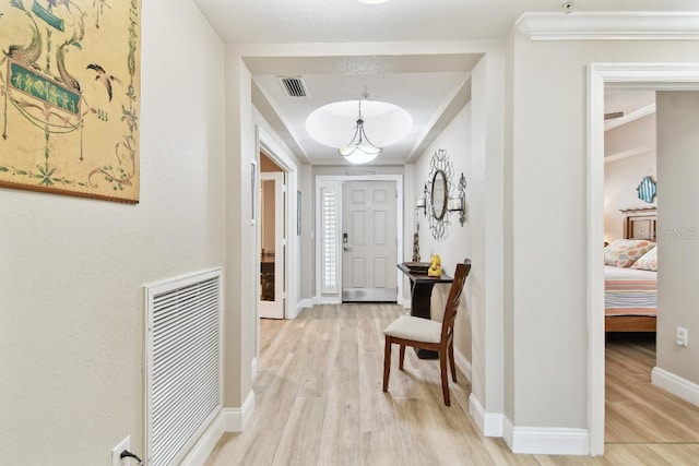 2825 Terra Ceia Bay Blvd Unit 1804, Palmetto, FL 34221 - foyer entrance featuring light wood-style flooring and baseboards