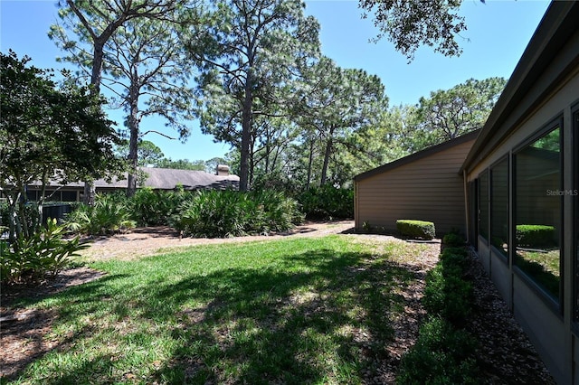 4555 Chandlers Forde Unit 47, Sarasota, FL 34235 - view of green lawn