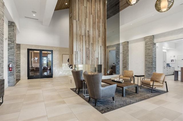 5117 Serata Dr, Bradenton, FL 34211 - lobby featuring a high ceiling