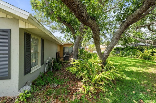 2204 67th St W, Bradenton, FL 34209 - view of green lawn