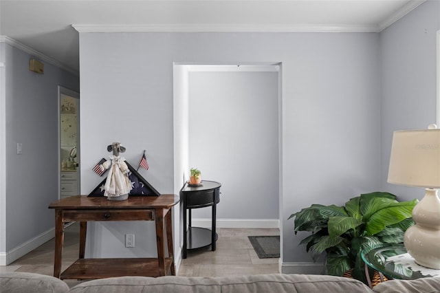 2204 67th St W, Bradenton, FL 34209 - living area featuring light wood-type flooring, crown molding, and baseboards