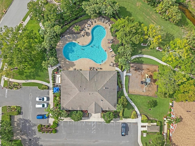 7325 Skybird Rd Unit 399, Bradenton, FL 34209 - aerial view of property and surrounding area featuring a pool area