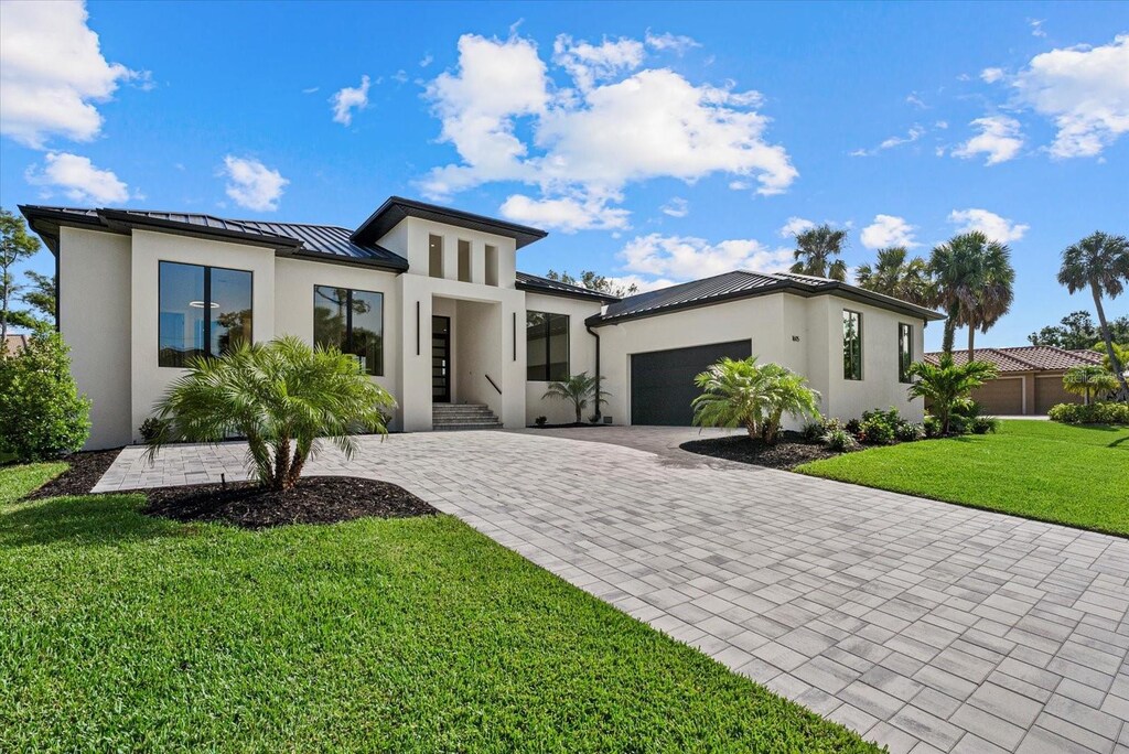 1605 Landfall Dr, Nokomis, FL 34275 - photo 1