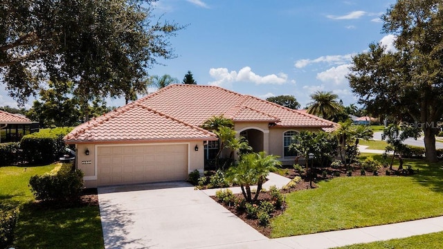 5897 Carriage Dr, Sarasota, FL 34243 - photo 2