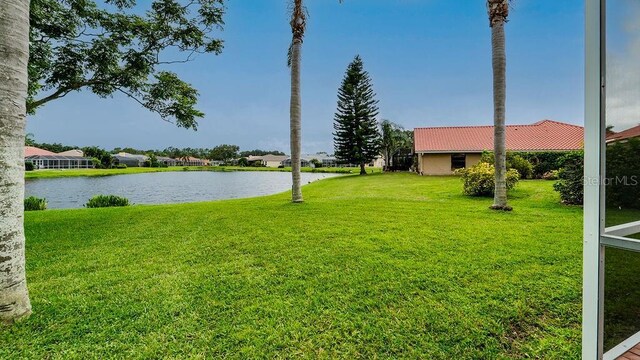 5897 Carriage Dr, Sarasota, FL 34243 - photo 4