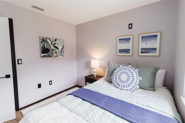 4945 Camphor Ave, Sarasota, FL 34231 - bedroom with baseboards
