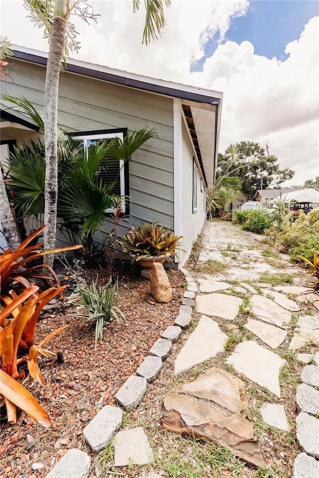 4945 Camphor Ave, Sarasota, FL 34231 - view of yard