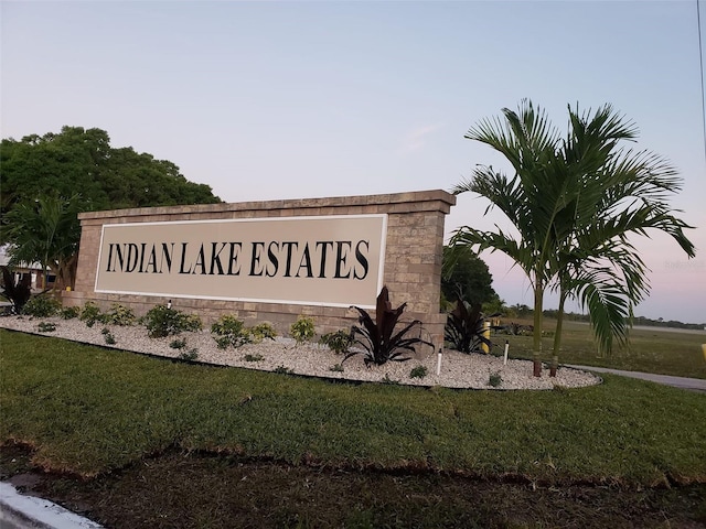 207 Magnolia Dr, Indian Lake Estates, FL 33855 - photo 9