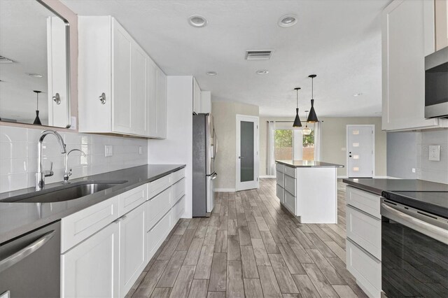 7442 N Leewynn Dr, Sarasota, FL 34240 - photo 11
