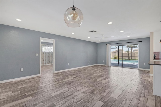 7442 N Leewynn Dr, Sarasota, FL 34240 - photo 14