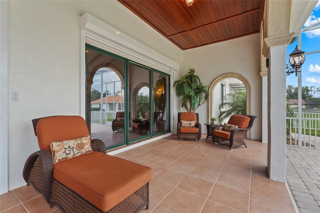 7025 Saddle Creek Cir, Sarasota, FL 34241 - view of patio / terrace