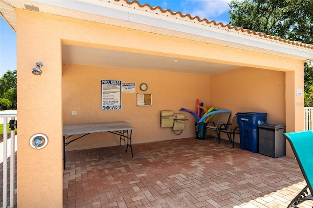 5609 Spanish Point Ct, Palmetto, FL 34221 - view of patio