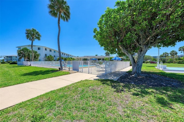 767 John Ringling Blvd Unit 25, Sarasota, FL 34236 - view of community with a pool and a patio