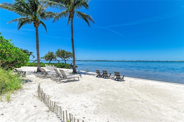 315 Sapphire Lake Dr Unit 101, Bradenton, FL 34209 - water view