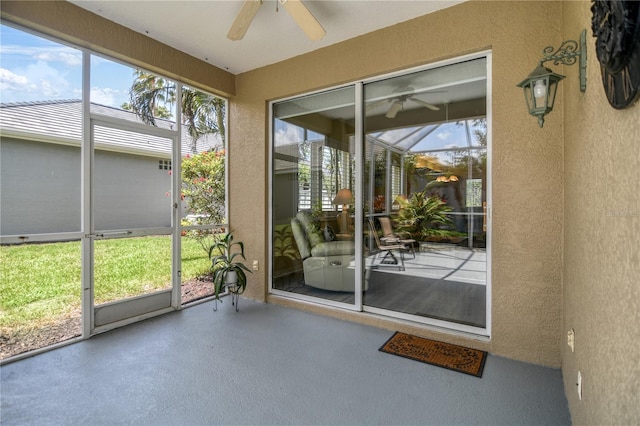 8579 54th Avenue Cir E, Bradenton, FL 34211 - unfurnished sunroom with a ceiling fan