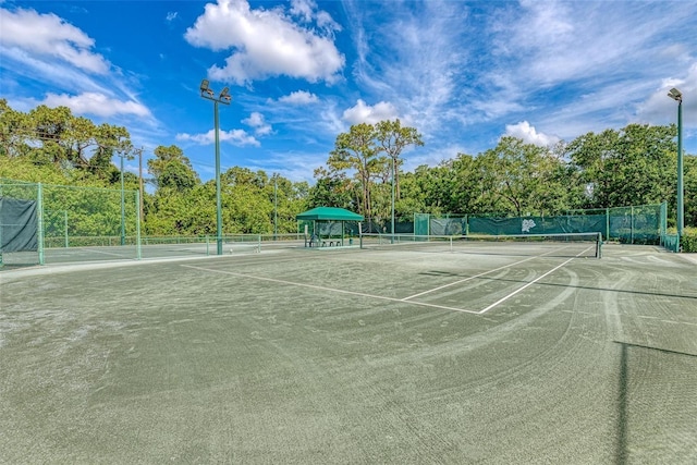 8579 54th Avenue Cir E, Bradenton, FL 34211 - view of tennis court