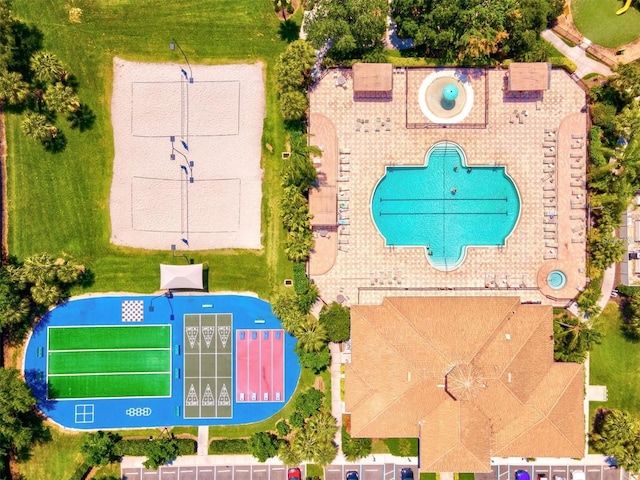8906 Stone Harbour Loop, Bradenton, FL 34212 - aerial view of a pool