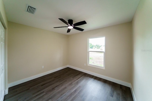 4616 34th Ave E, Bradenton, FL 34208 - unfurnished room featuring dark wood-style floors and ceiling fan