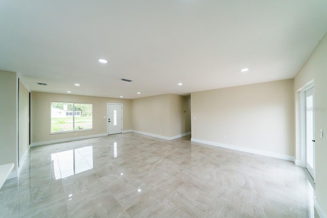 4616 34th Ave E, Bradenton, FL 34208 - unfurnished room with recessed lighting