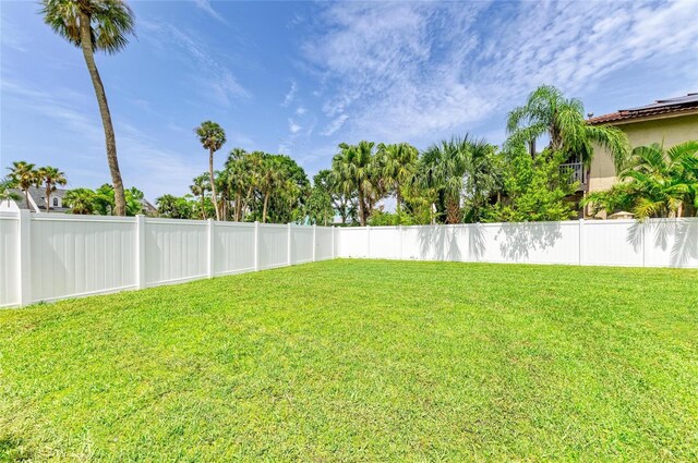 3903 Bayside Dr, Bradenton, FL 34210 - view of yard