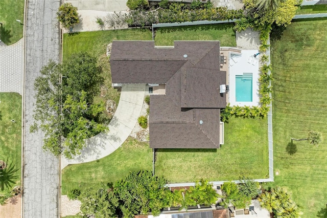 3903 Bayside Dr, Bradenton, FL 34210 - aerial view of a pool area
