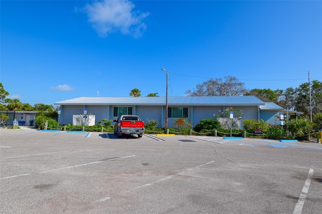 6731 Washington Pl, Bradenton, FL 34207 - single story home featuring uncovered parking and metal roof