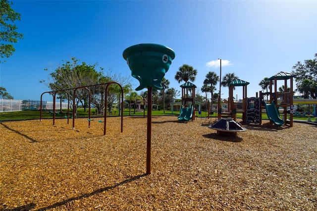 6731 Washington Pl, Bradenton, FL 34207 - view of community playground