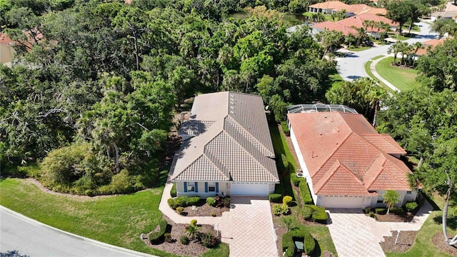 5018 Hanging Moss Ln, Sarasota, FL 34238 - aerial view of property and surrounding area