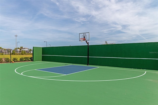 17333 Savory Mist Cir, Bradenton, FL 34211 - view of basketball court with community basketball court