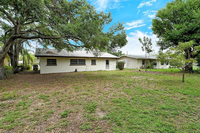 1354 22nd St, Sarasota, FL 34234 - rear view of house