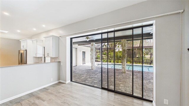 6107 Misty Oaks St, Sarasota, FL 34243 - photo 8