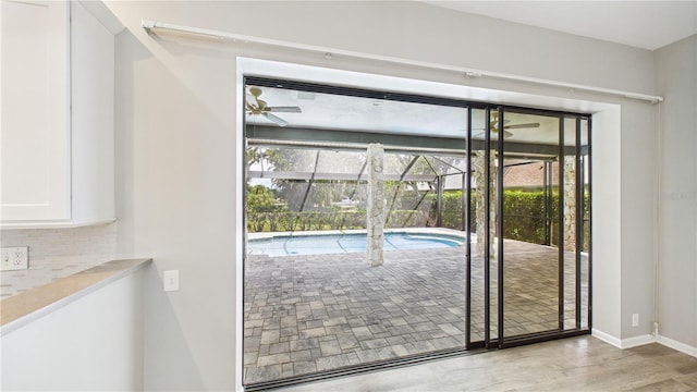 6107 Misty Oaks St, Sarasota, FL 34243 - photo 14
