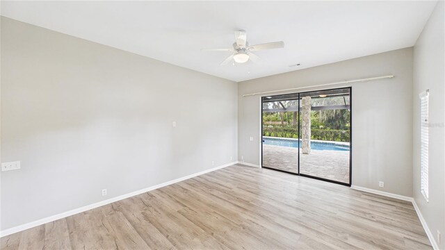 6107 Misty Oaks St, Sarasota, FL 34243 - photo 27