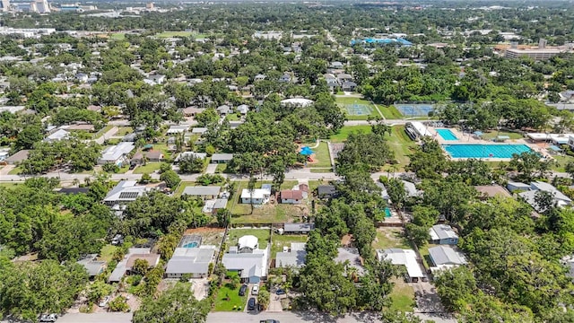 2558 Hawthorne St, Sarasota, FL 34239 - view of property location featuring a pool area
