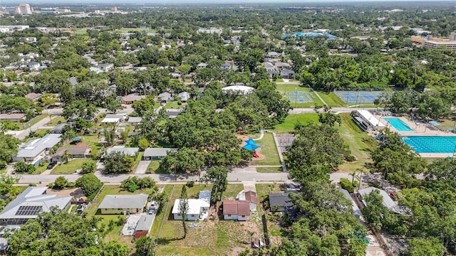 2558 Hawthorne St, Sarasota, FL 34239 - bird's eye view of a pool area