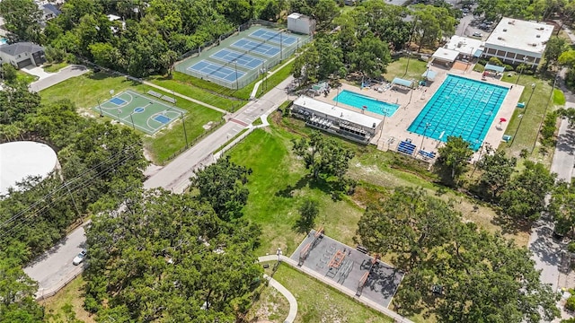 2558 Hawthorne St, Sarasota, FL 34239 - aerial view of a pool area